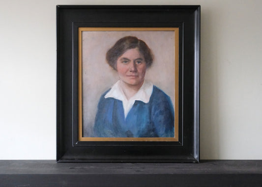Lady In Blue Painting | Oil On Canvas